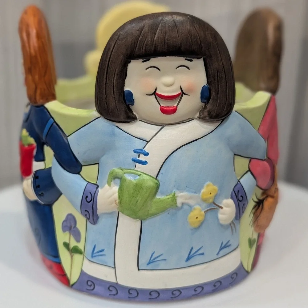 PartyLite Vintage Garden Gals Circle of Friends 3D Ceramic Candle Holder Planter